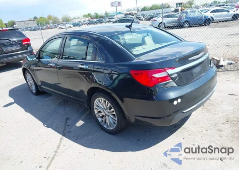 2011 Chrysler 200 Limited z USA, uszkodzony, nr VIN 1C3BC2FG5BN504473